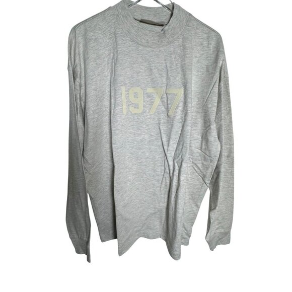 Fear Of God Essentials 1977 t shirt Long Sleeve Mens Size Medium Heather gray - Picture 8 of 8